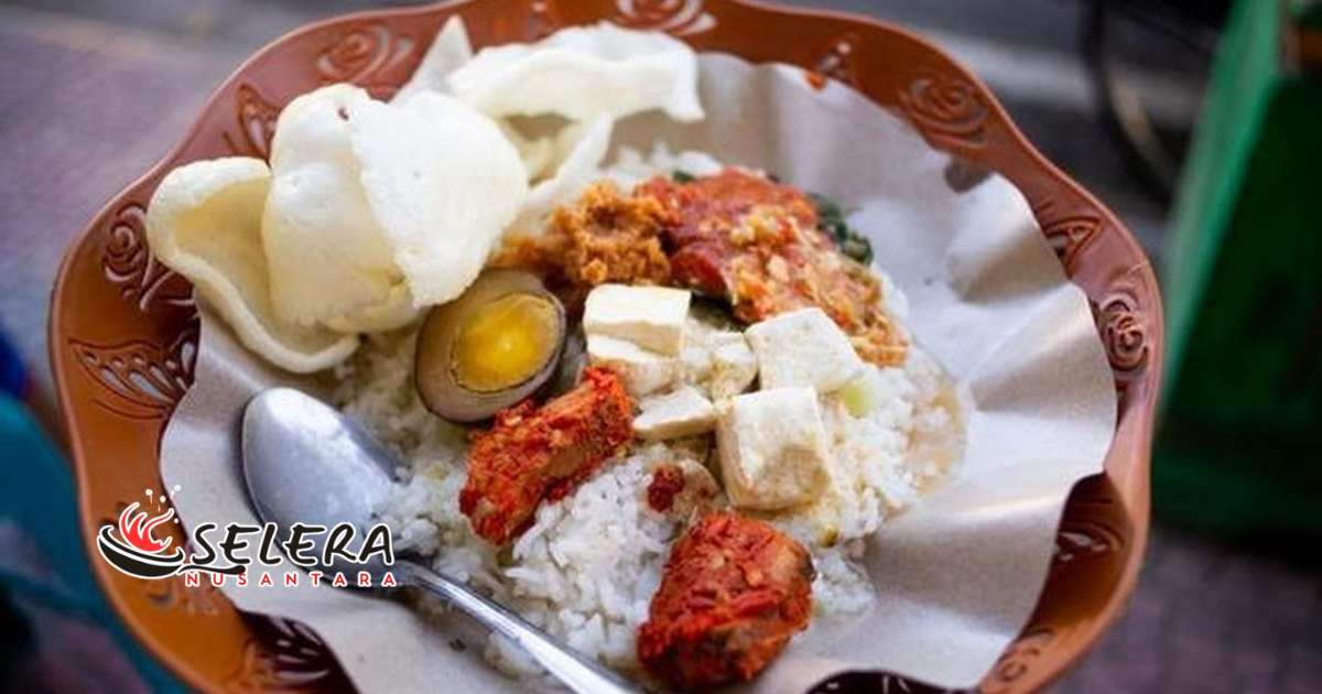 Sego Cawuk Bu Sri Kuliner Khas Banyuwangi Sajian sego cawuk bu sri lengkap dengan sayur dan lauk